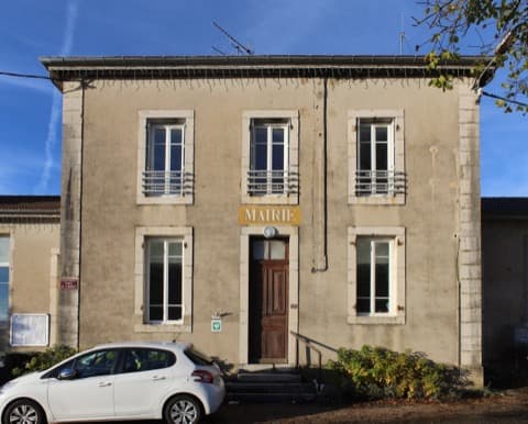 Couvreur Challes-la-Montagne