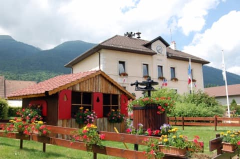 Couvreur Échenevex