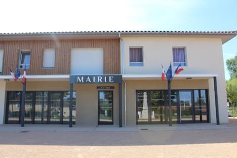Couvreur Montracol