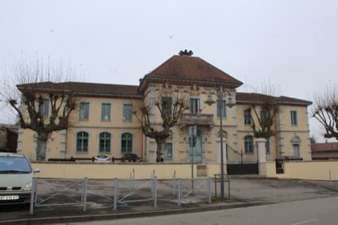 Couvreur Neuville-les-Dames