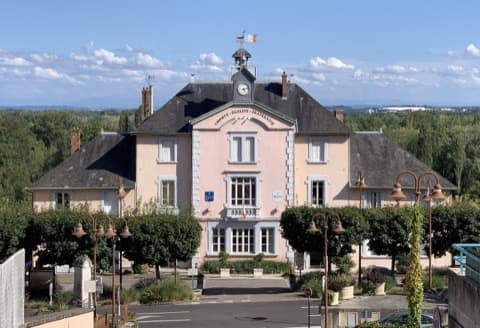 Couvreur Neyron