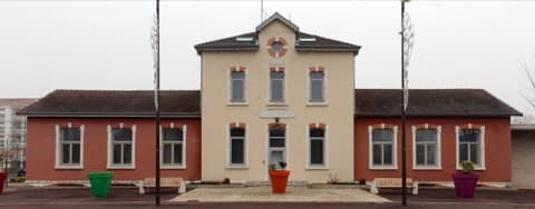 Couvreur Péronnas