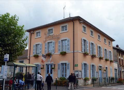 Couvreur Priay