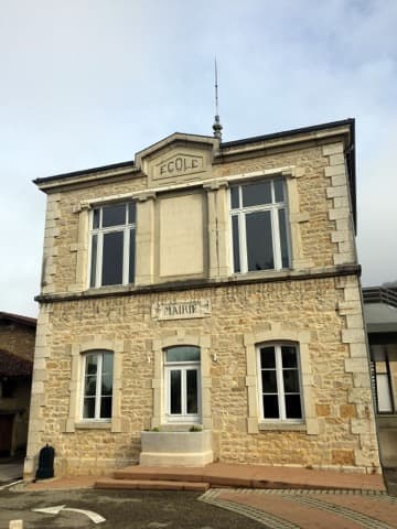 Couvreur Revonnas